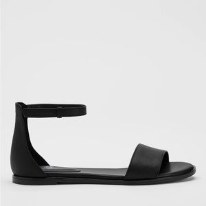 Eileen Fisher 6.5 Ankle Strap Sandal